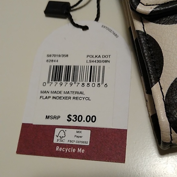 Beautiful wallet with polka dots, RFID protected - Picture 11 of 16